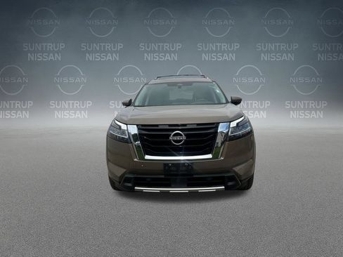 Used 2024 Nissan Pathfinder Platinum w/ Cargo Package FWD image 42