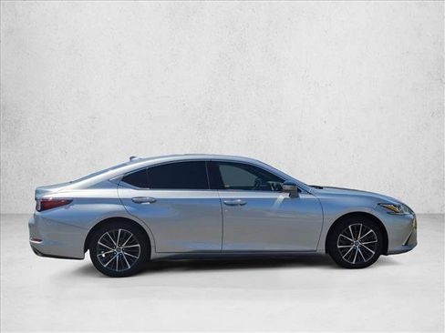 Used 2022 Lexus ES 350 w/ Premium Package FWD image 5