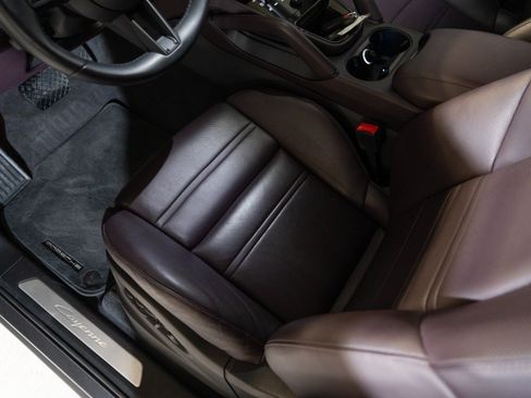 Certified 2024 Porsche Cayenne Coupe AWD/4WD image 14