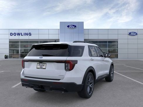 New 2026 Ford Explorer ST-Line w/ ST-Line Street Pack image 8