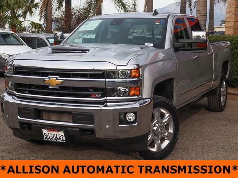 Used 2019 Chevrolet Silverado 2500 LTZ w/ Duramax Plus Package image 4