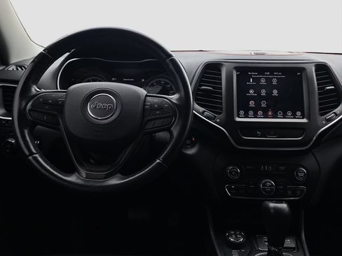 Used 2019 Jeep Cherokee Trailhawk AWD/4WD image 13