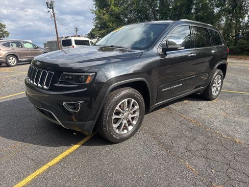 Used 2015 Jeep Grand Cherokee Limited w/ Luxury Group II image 2