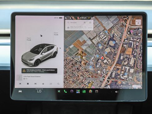 Used 2021 Tesla Model Y Long Range AWD/4WD image 14