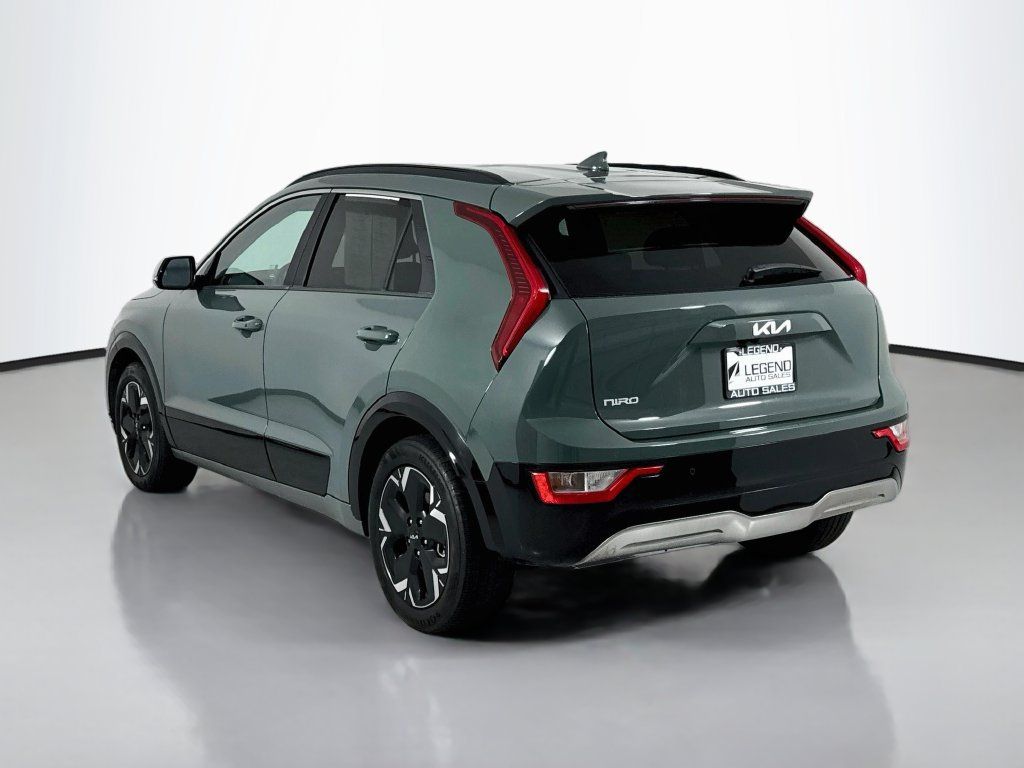 Used 2023 Kia Niro Wind w/ Wind Preserve Package FWD image 8