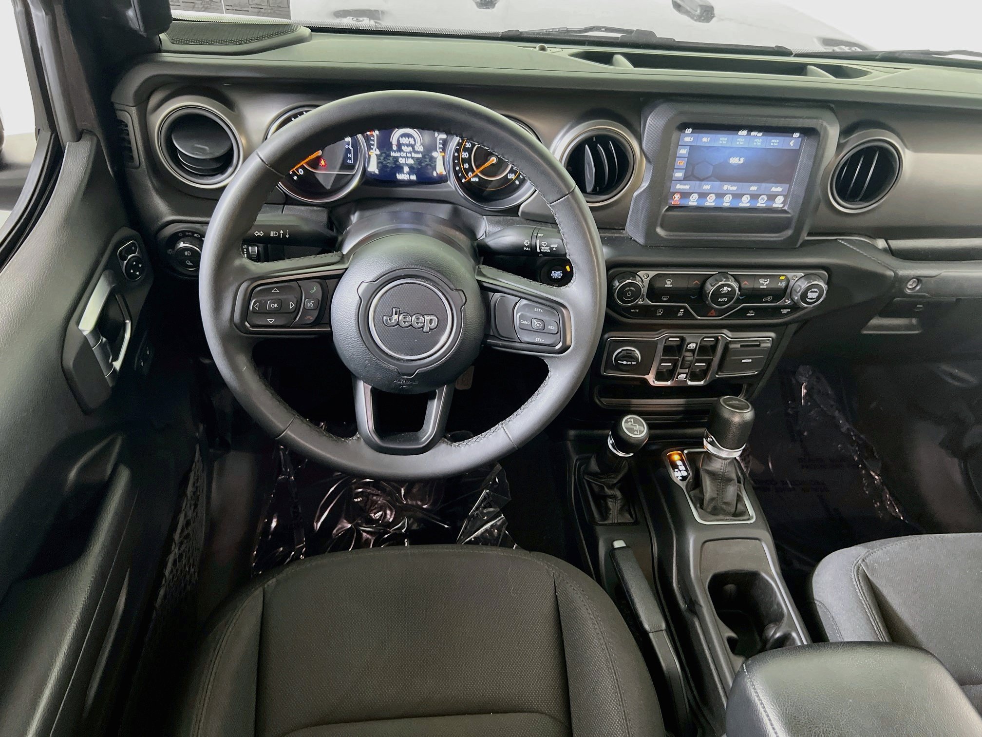 Used 2023 Jeep Gladiator Sport AWD/4WD image 20