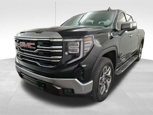 Used 2025 GMC Sierra 1500 SLT w/ SLT Premium Package AWD/4WD image 3