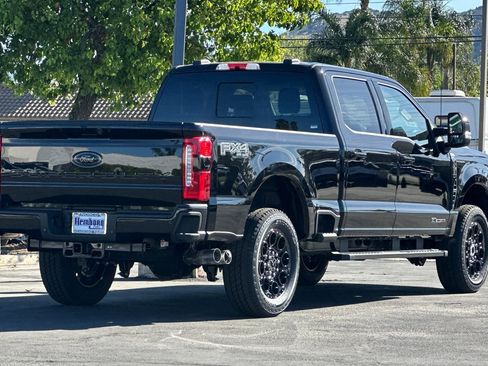 New 2026 Ford F250 Lariat w/ Black Appearance Package image 4
