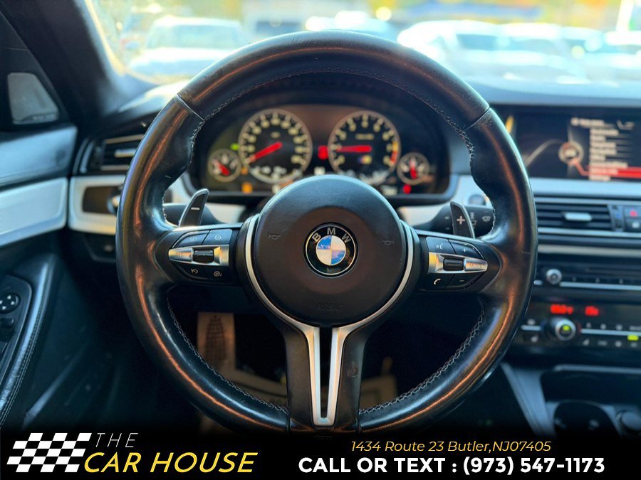 Used 2016 BMW M5 RWD image 28