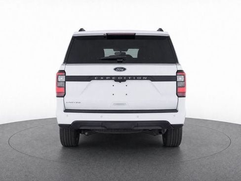 Used 2020 Ford Expedition Limited w/ Equipment Group 303A AWD/4WD image 4