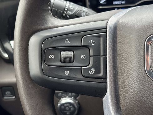 Used 2023 GMC Sierra 1500 SLT w/ X31 Off-Road Package image 19