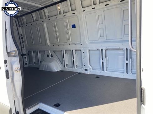 Used 2025 Mercedes-Benz Sprinter 2500 image 11