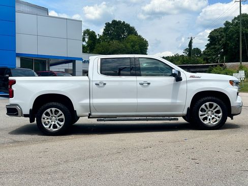 Used 2023 Chevrolet Silverado 1500 LTZ w/ Z71 Off-Road Package AWD/4WD image 2