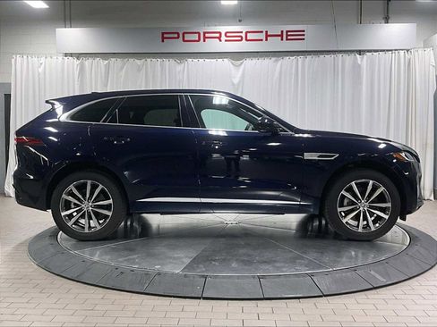 Used 2025 Jaguar F-PACE R-Dynamic S image 11