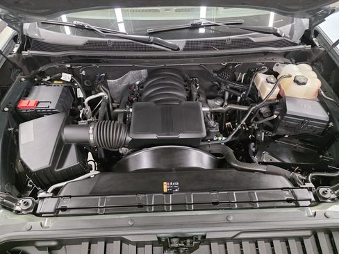 Used 2025 Chevrolet Silverado 2500 LTZ w/ LTZ Premium Package AWD/4WD image 55