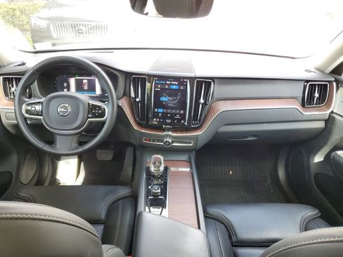 Certified 2023 Volvo XC60 B5 Ultimate w/ Protection Package image 14