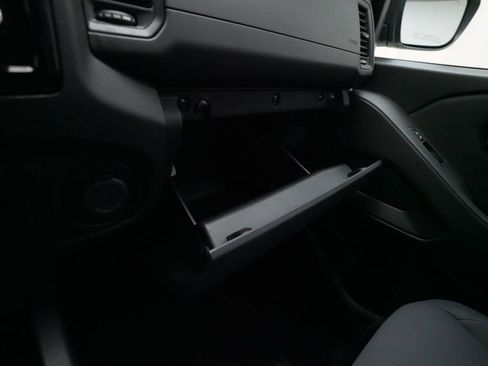 Used 2022 Nissan Frontier S w/ Technology Package AWD/4WD image 29