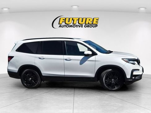 Used 2022 Honda Pilot Black Edition image 3