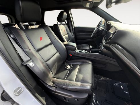 Used 2024 Dodge Durango GT image 19