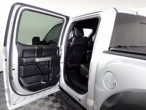 Used 2018 Ford F150 Raptor w/ Equipment Group 802A Luxury image 39