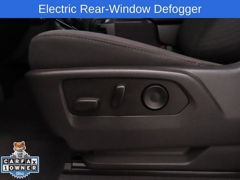 Used 2022 Chevrolet Silverado 1500 Custom image 12