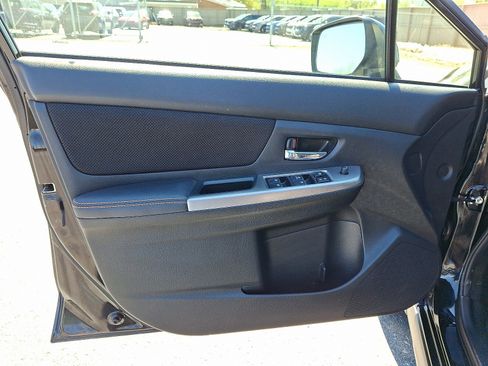 Used 2017 Subaru Crosstrek 2.0i Premium image 13