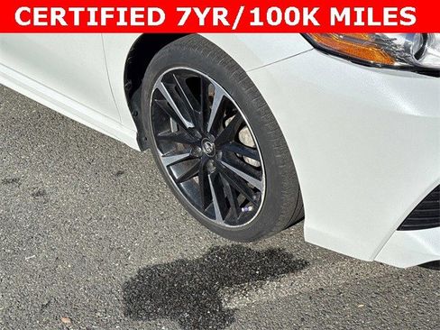 Used 2019 Toyota Camry XSE image 7