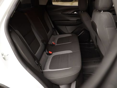 Used 2023 Chevrolet TrailBlazer LT AWD/4WD image 26