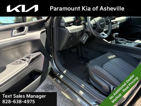 New 2026 Kia K5 LXS FWD image 15