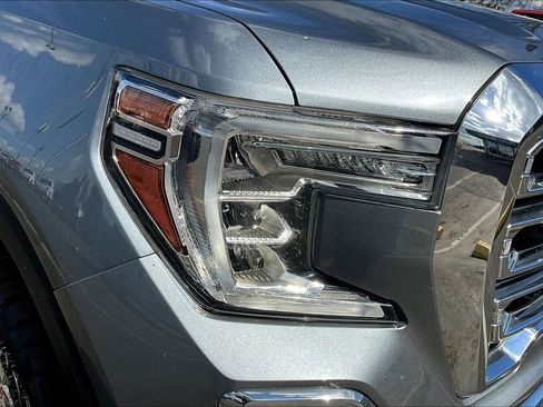 Used 2019 GMC Sierra 1500 SLT AWD/4WD image 30