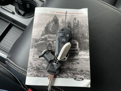 Used 2021 Ford F350 XLT w/ XLT Premium Package image 47