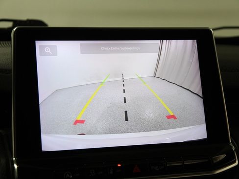 Used 2023 Jeep Compass Trailhawk image 14