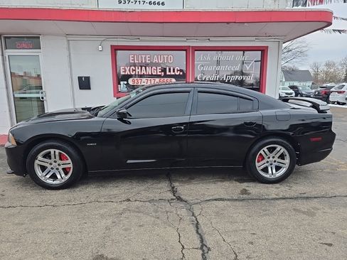 Used 2014 Dodge Charger R/T w/ Blacktop Package image 2
