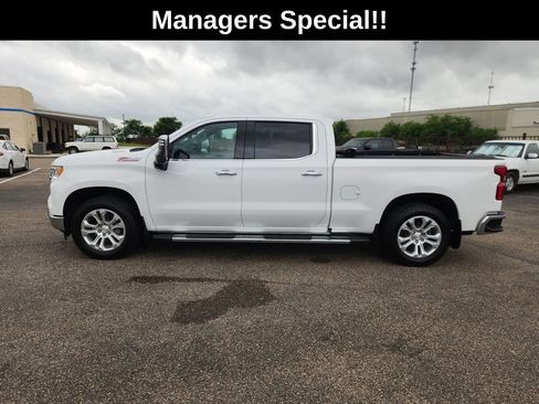 Used 2024 Chevrolet Silverado 1500 LTZ AWD/4WD image 5