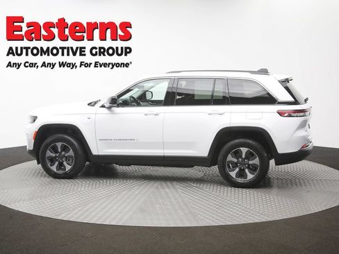 Used 2022 Jeep Grand Cherokee Limited 4xe w/ Luxury Tech Group II AWD/4WD image 64