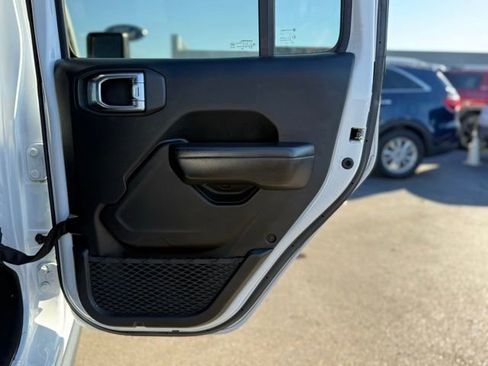 Used 2021 Jeep Wrangler Unlimited Willys image 17