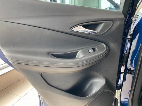 Used 2023 Buick Encore GX Preferred w/ Cold Weather Comfort Package image 7