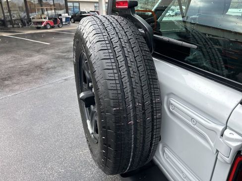Used 2024 Jeep Wrangler Sport image 34