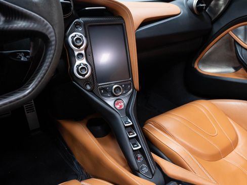 Used 2020 McLaren 720S Luxury RWD image 15