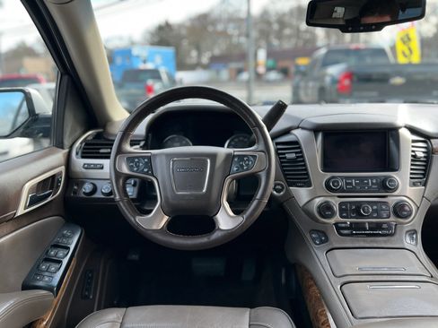 Used 2015 GMC Yukon Denali image 11