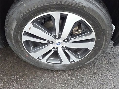 Used 2018 Subaru Outback 2.5i Limited image 7