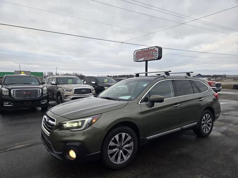 Used 2019 Subaru Outback 2.5i Touring w/ Popular Package #3A image 3