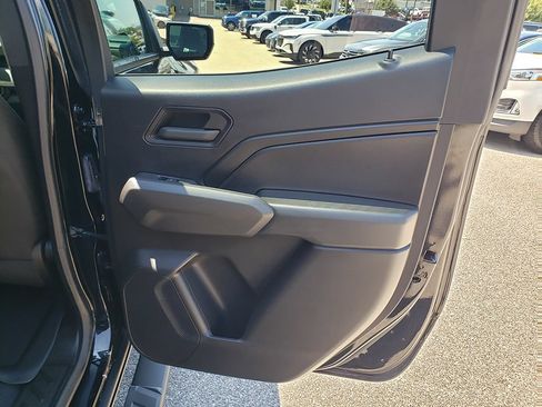 Used 2024 Chevrolet Colorado W/T w/ WT Convenience Package II AWD/4WD image 17
