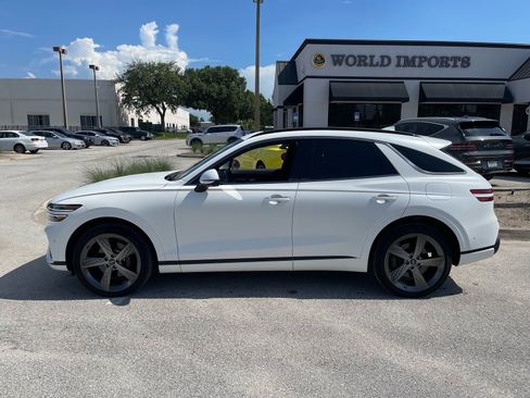 Used 2025 Genesis GV70 3.5T Sport w/ Sport Prestige Package AWD/4WD image 52