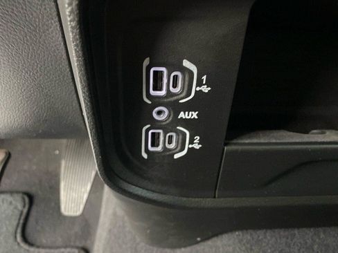 Used 2026 RAM 2500 Big Horn AWD/4WD image 13