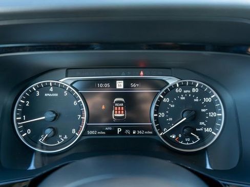 Certified 2025 Nissan Pathfinder SL image 24