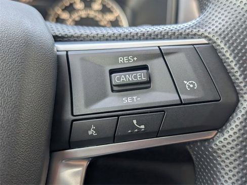 New 2025 Mitsubishi Outlander ES image 17