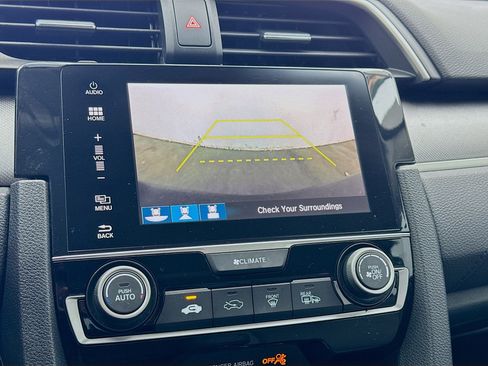 Used 2018 Honda Civic EX image 10