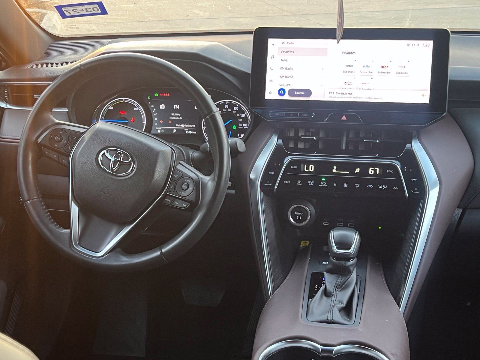Used 2023 Toyota Venza XLE AWD/4WD image 19