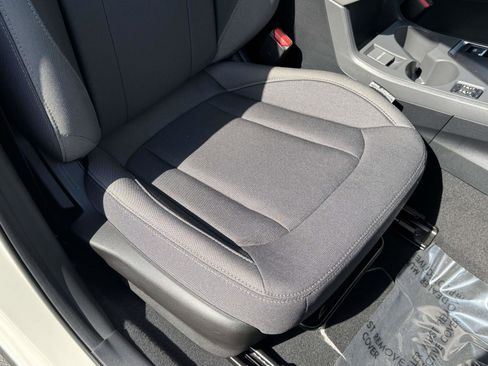 Certified 2025 Subaru Crosstrek 2.0i Premium AWD/4WD image 10